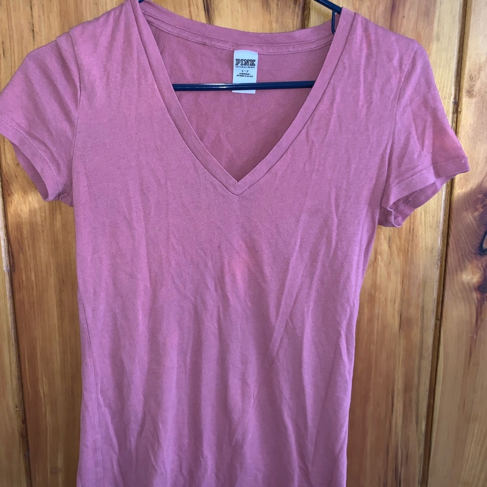 v neck pink t shirt